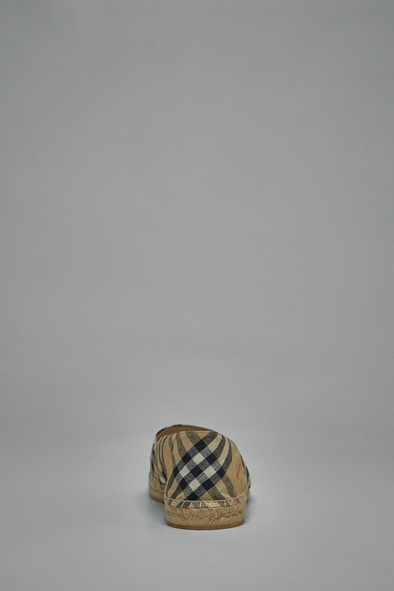 8109235 A:MF:MEWS Espadrille Flat:166247:B9368 Sand IP Check