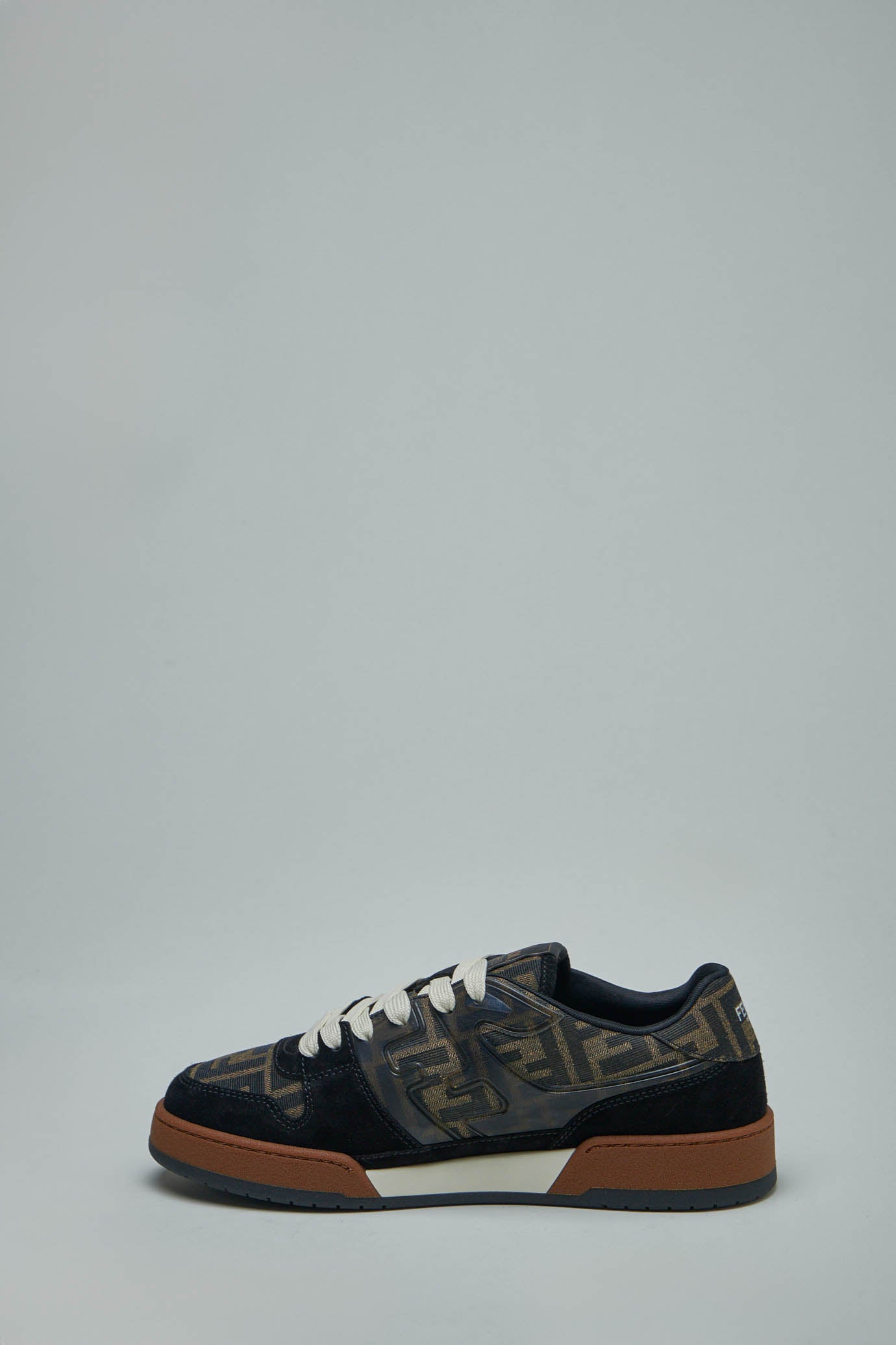 7E1688 AQ6I F1PXA M.Low Top/ Kalbsleder nero+tabacc.nero+ice