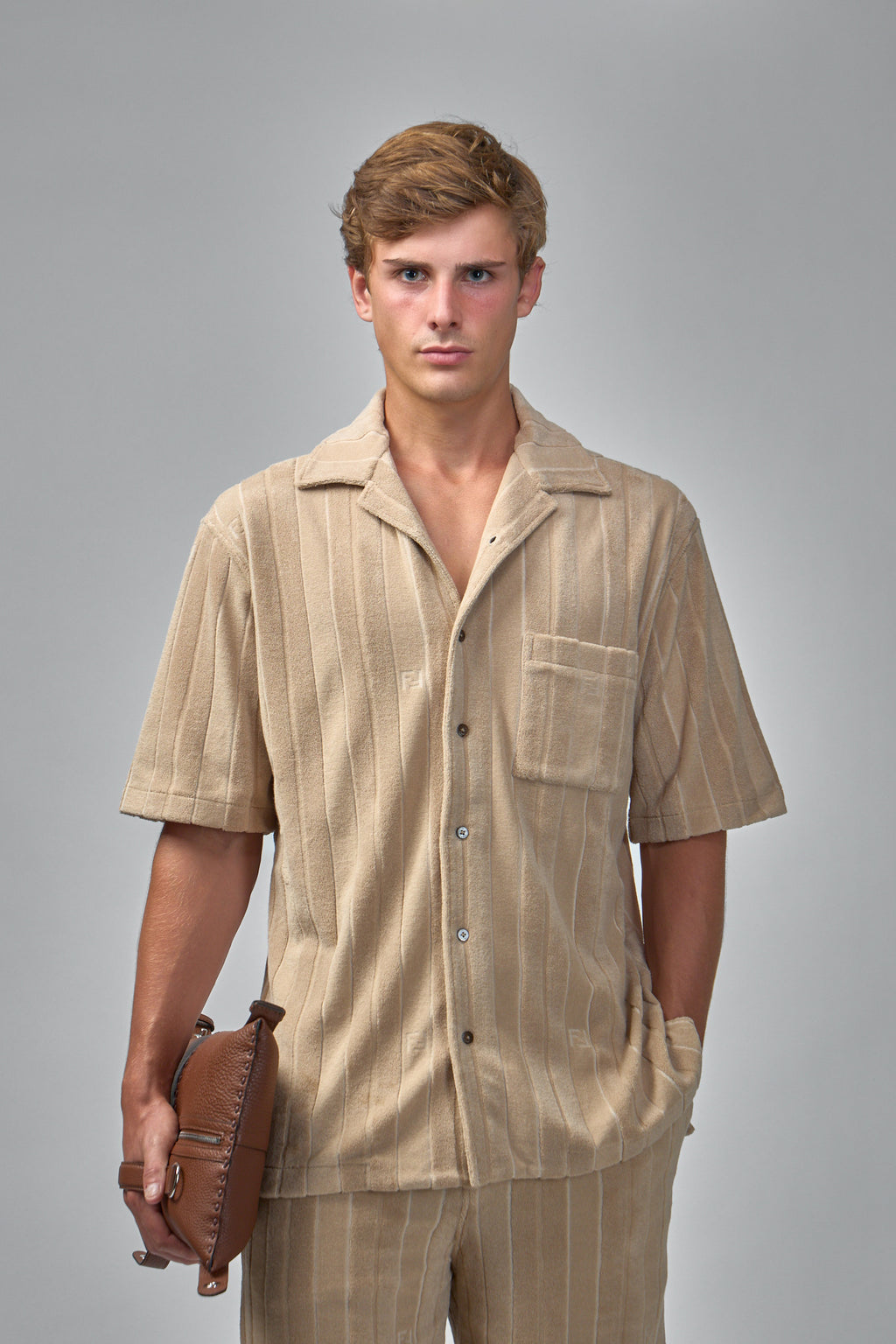 FY0936 ARYY F0U6K MT-Shirt/ Strickstoff savana