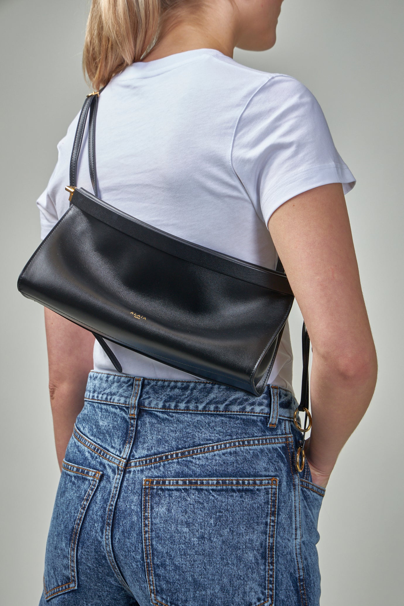 Le Click East West Medium Bag in Leather