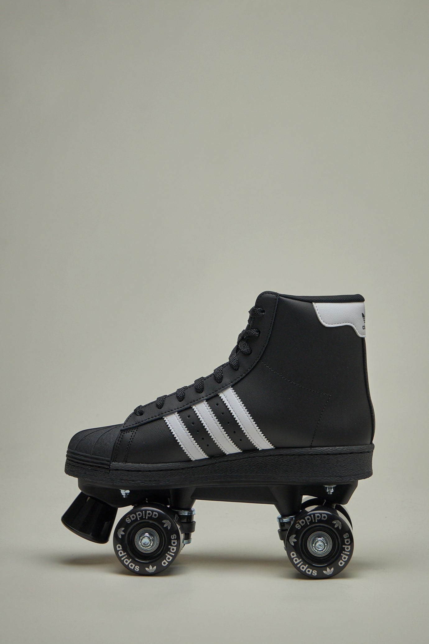 Superstar 82 Skate