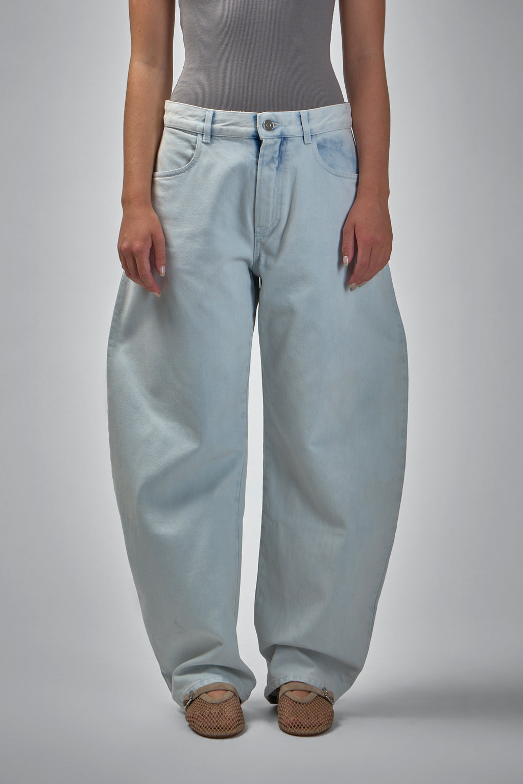 Low Waist Round Jeans