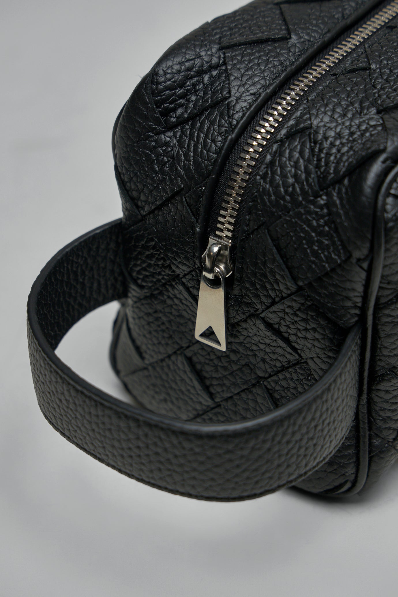 Pouch Intrecciato 20 Taurillon