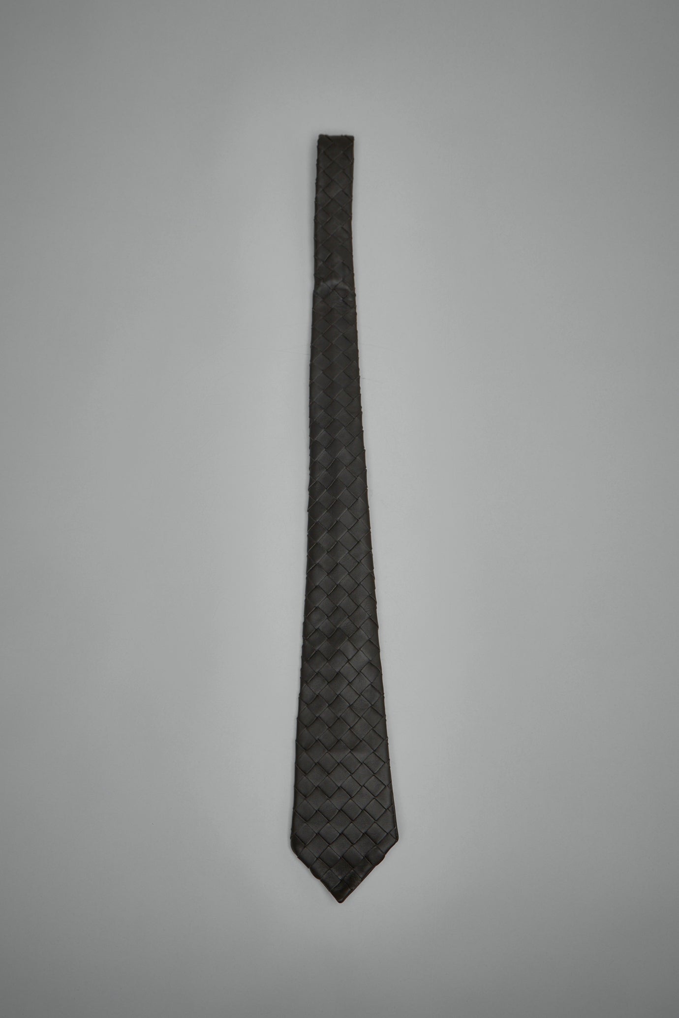 Intrecciato Leather Tie