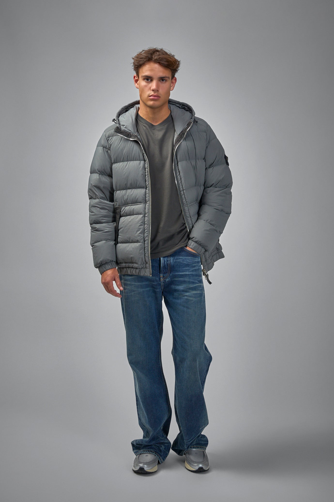 Crickle Reps Hooded Down Jacket