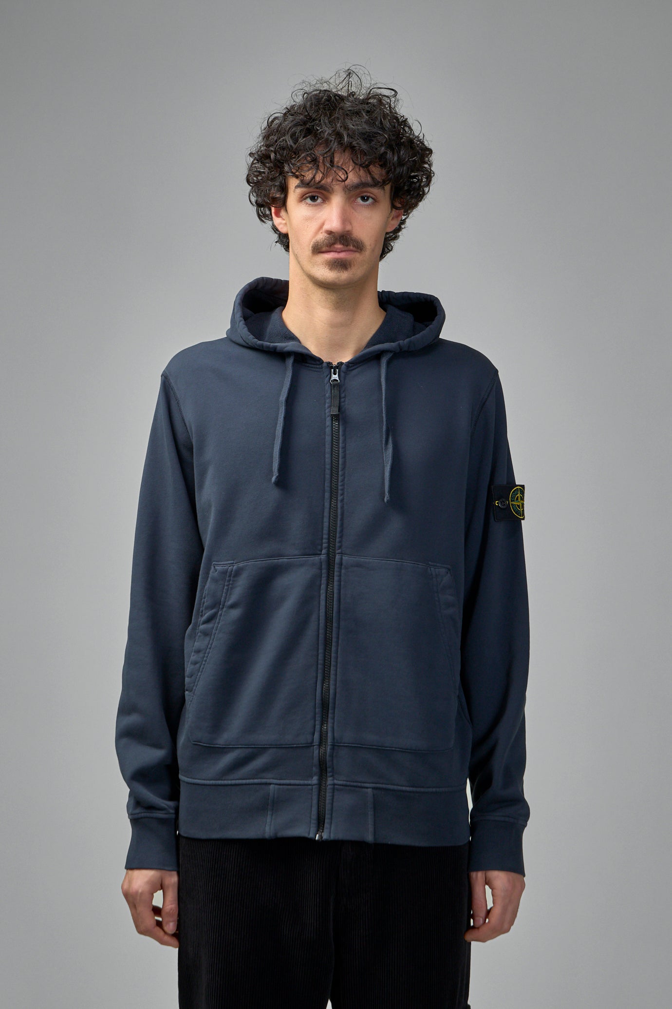 Hooded Zipper-Up Sweatshirt
