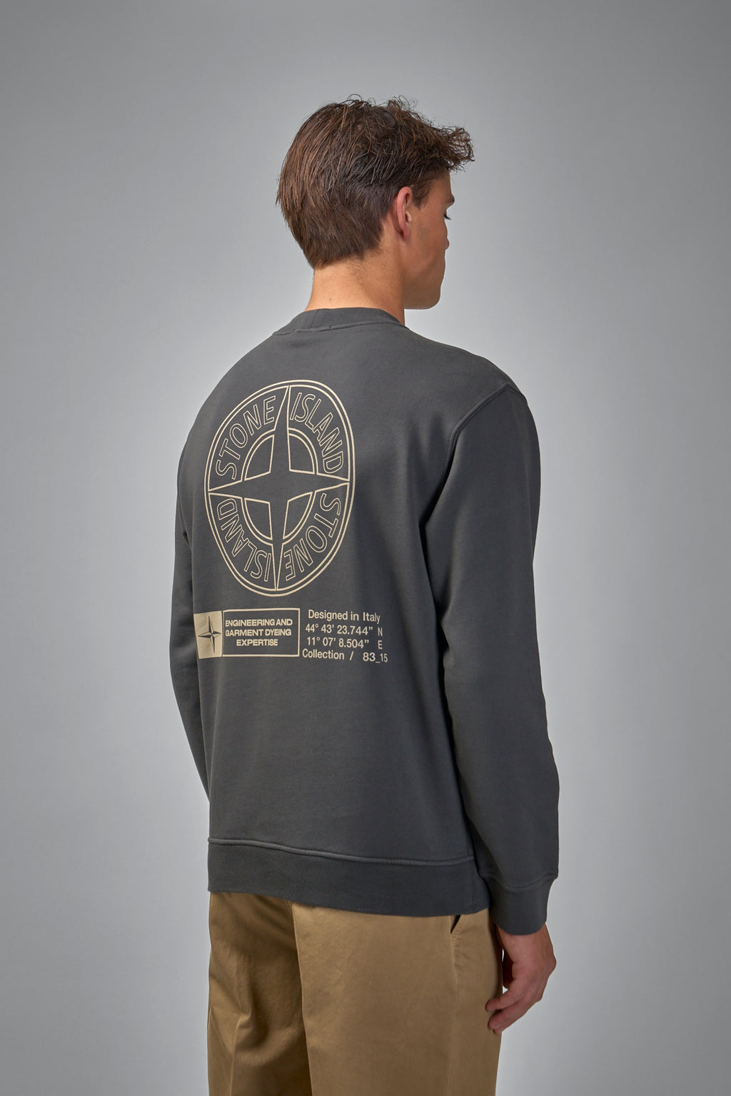 Hooded Sweatshirt with Pouch Pocket