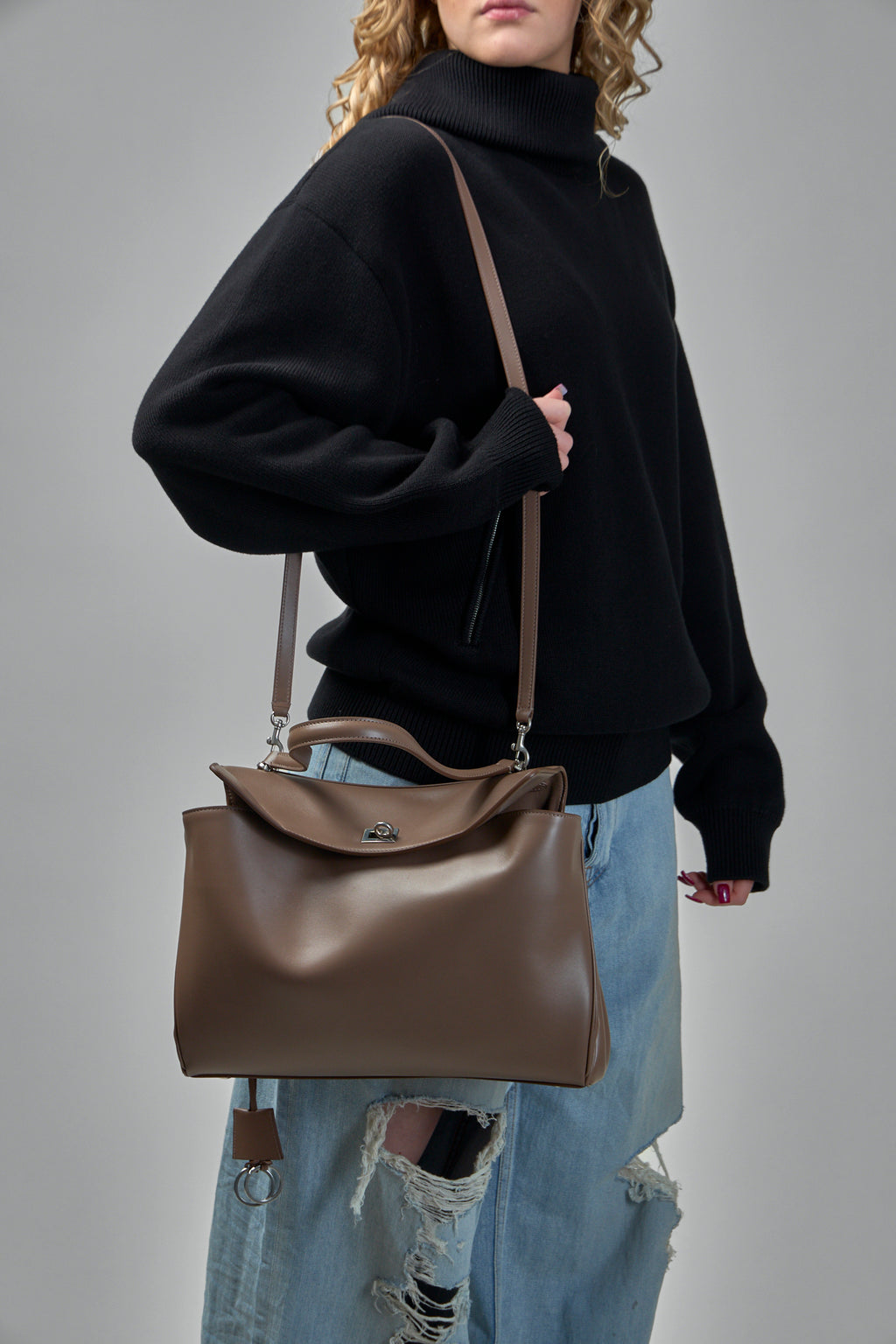 Rodeo Top Handle Medium