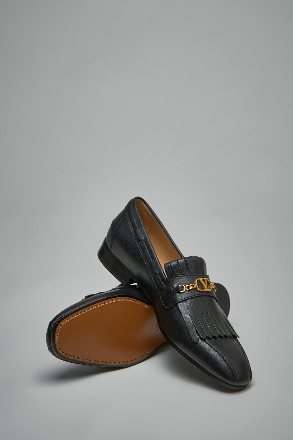 VLogo Signature Kidskin Loafer with Fringes