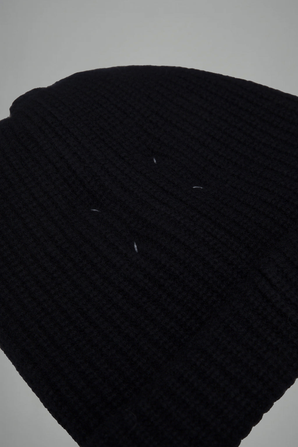 Logo Detailed Ribbed Beanie
