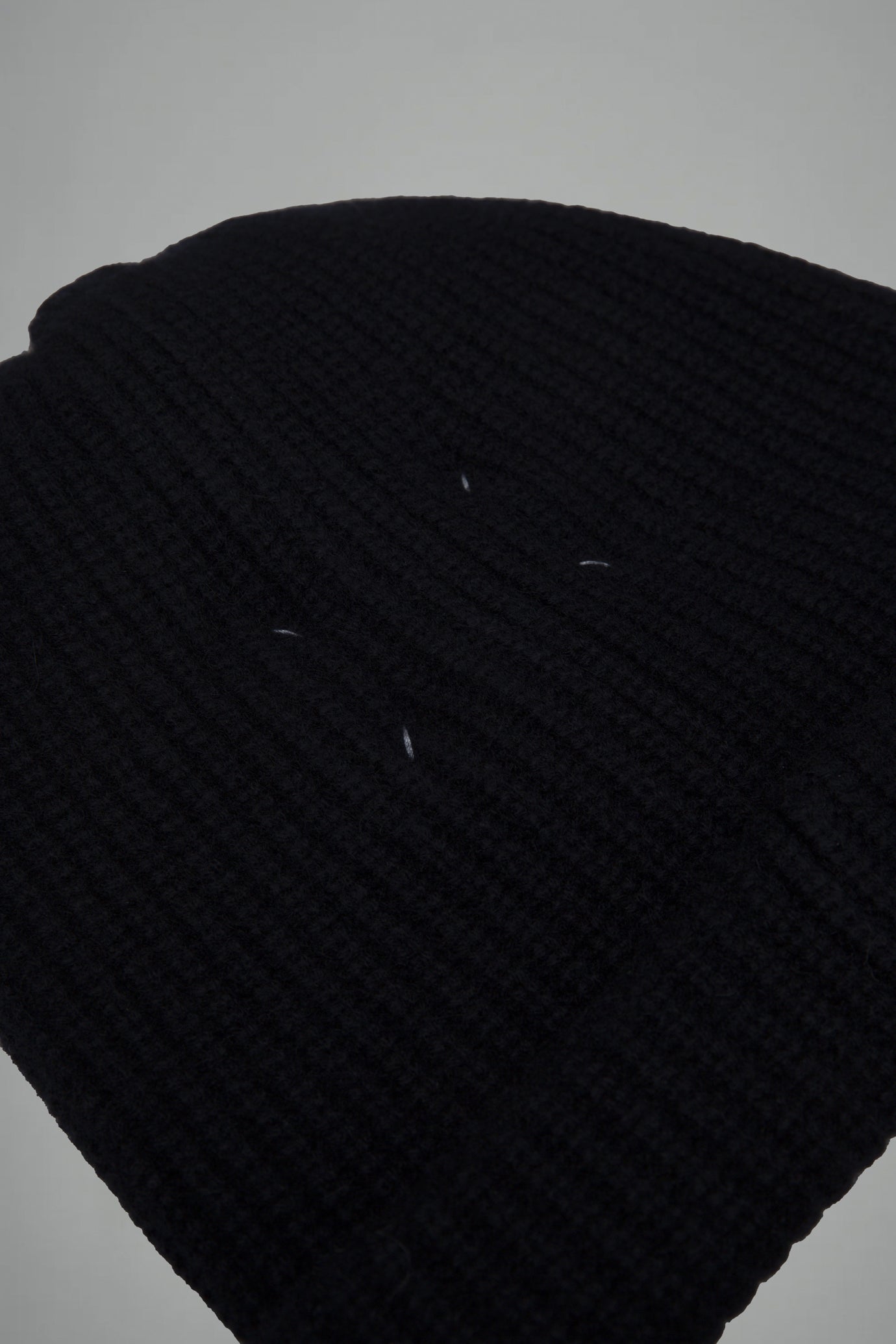 Logo Detailed Ribbed Beanie