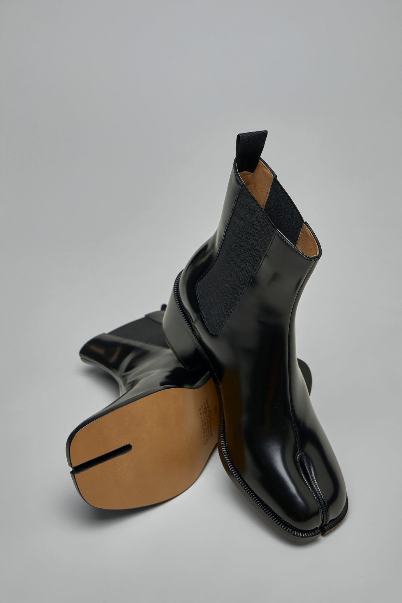 Tabi City Chelsea Boots