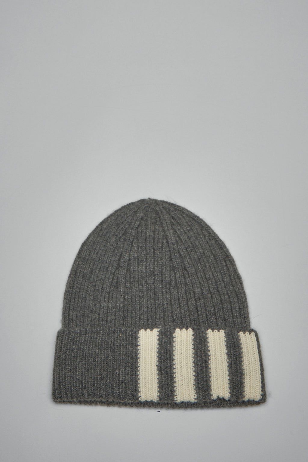 Rib Hat W/ 4 Bar Stripe In Cashmere