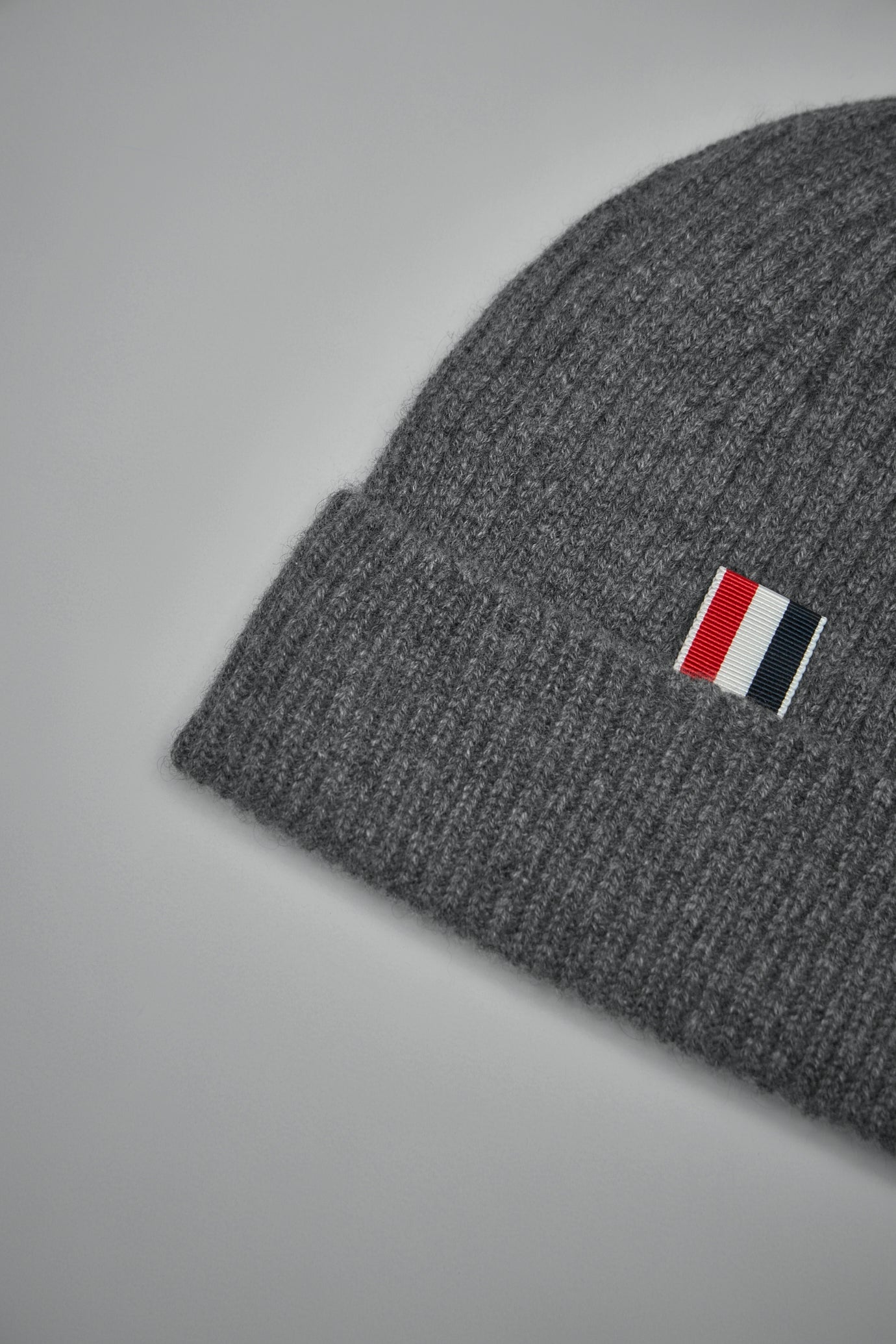 Rib Hat W/ 4 Bar Stripe In Cashmere