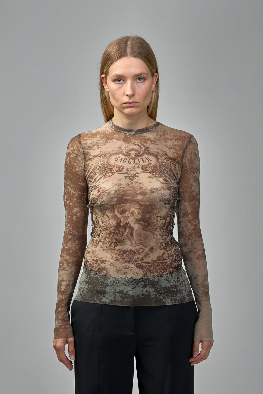 Médaillon Mesh Long Sleeve Top