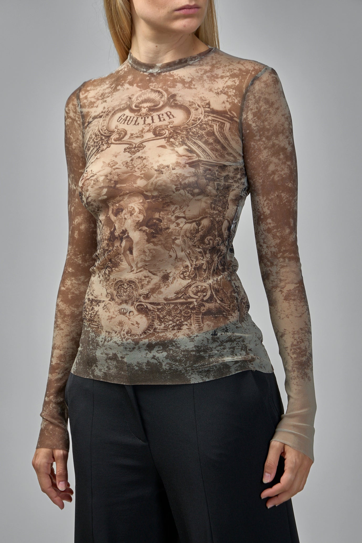 Médaillon Mesh Long Sleeve Top