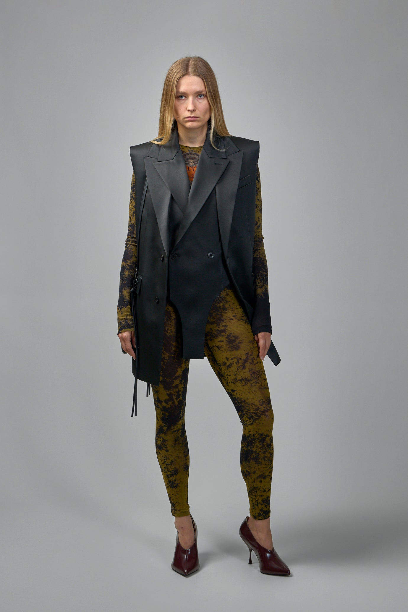 Double-Layer Sleeveless Jacket