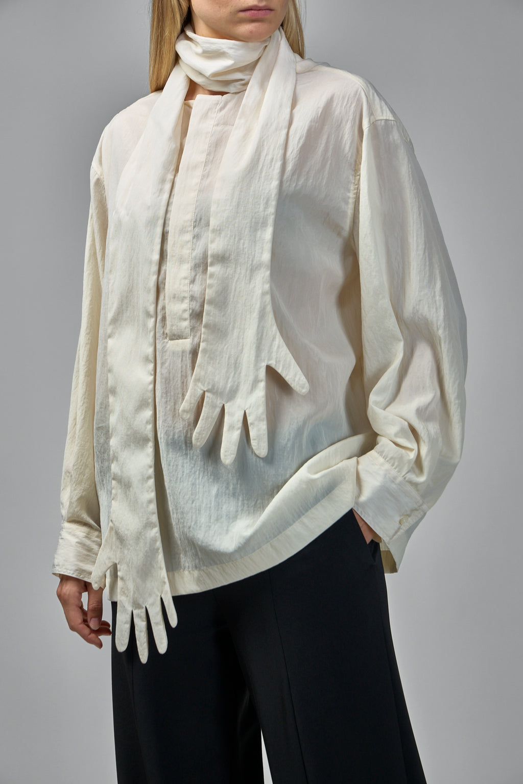 Shirt With Gloves Detail