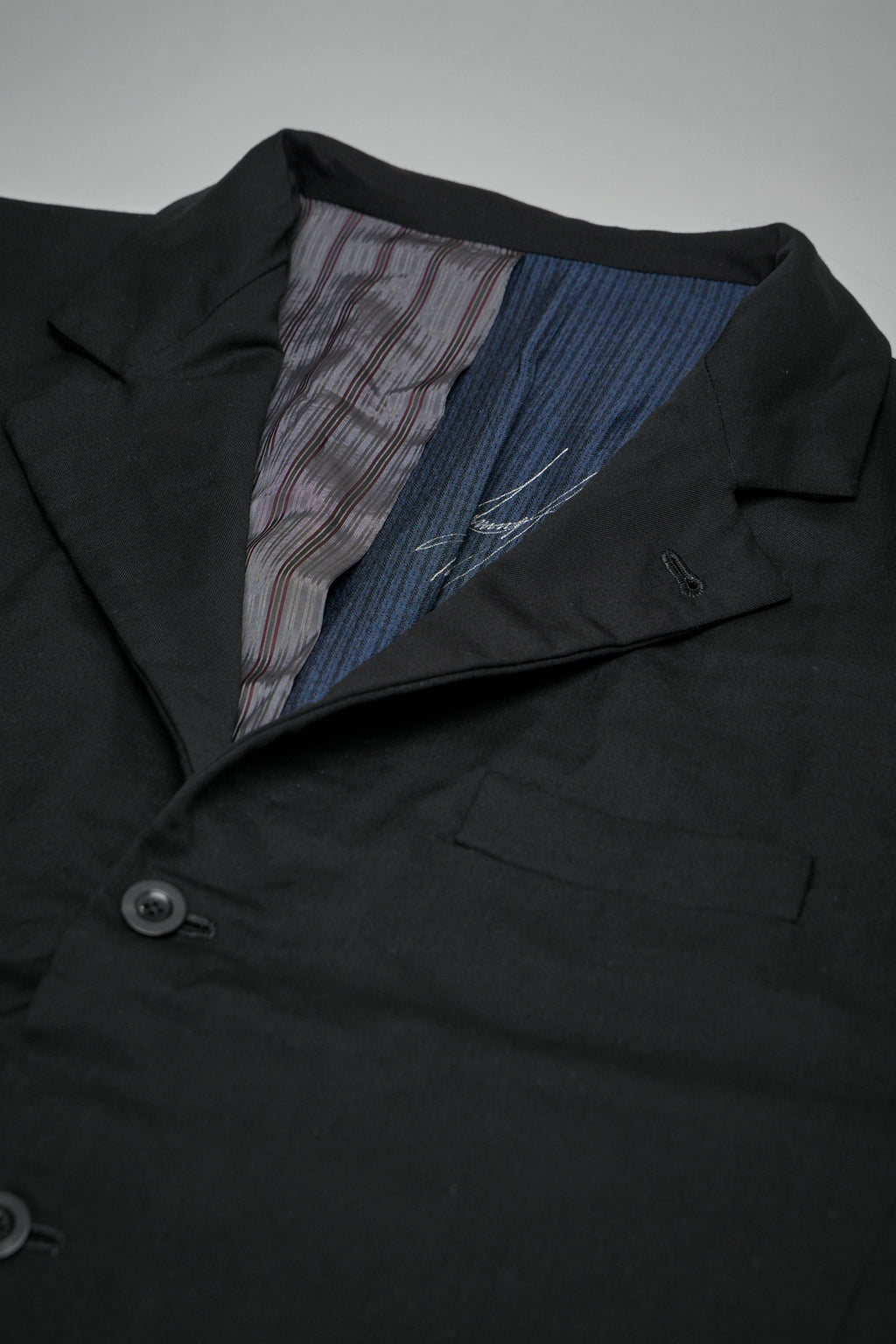 3-button Single-breasted Peak-lapel, Hand Pad-stitched Jacket