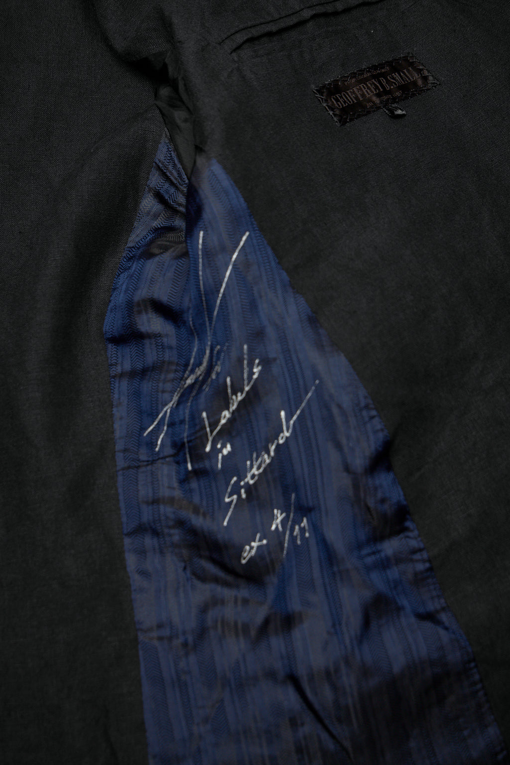 Hand Pad-stitched Classic Notch Lapel 3-button Fully-lined Jacket