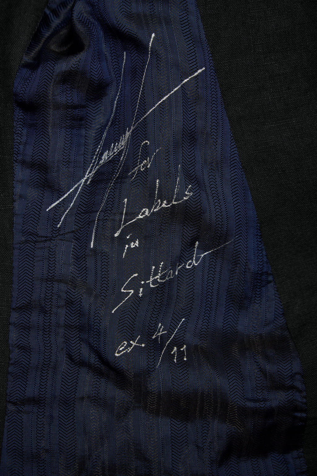 Hand Pad-stitched Classic Notch Lapel 3-button Fully-lined Jacket