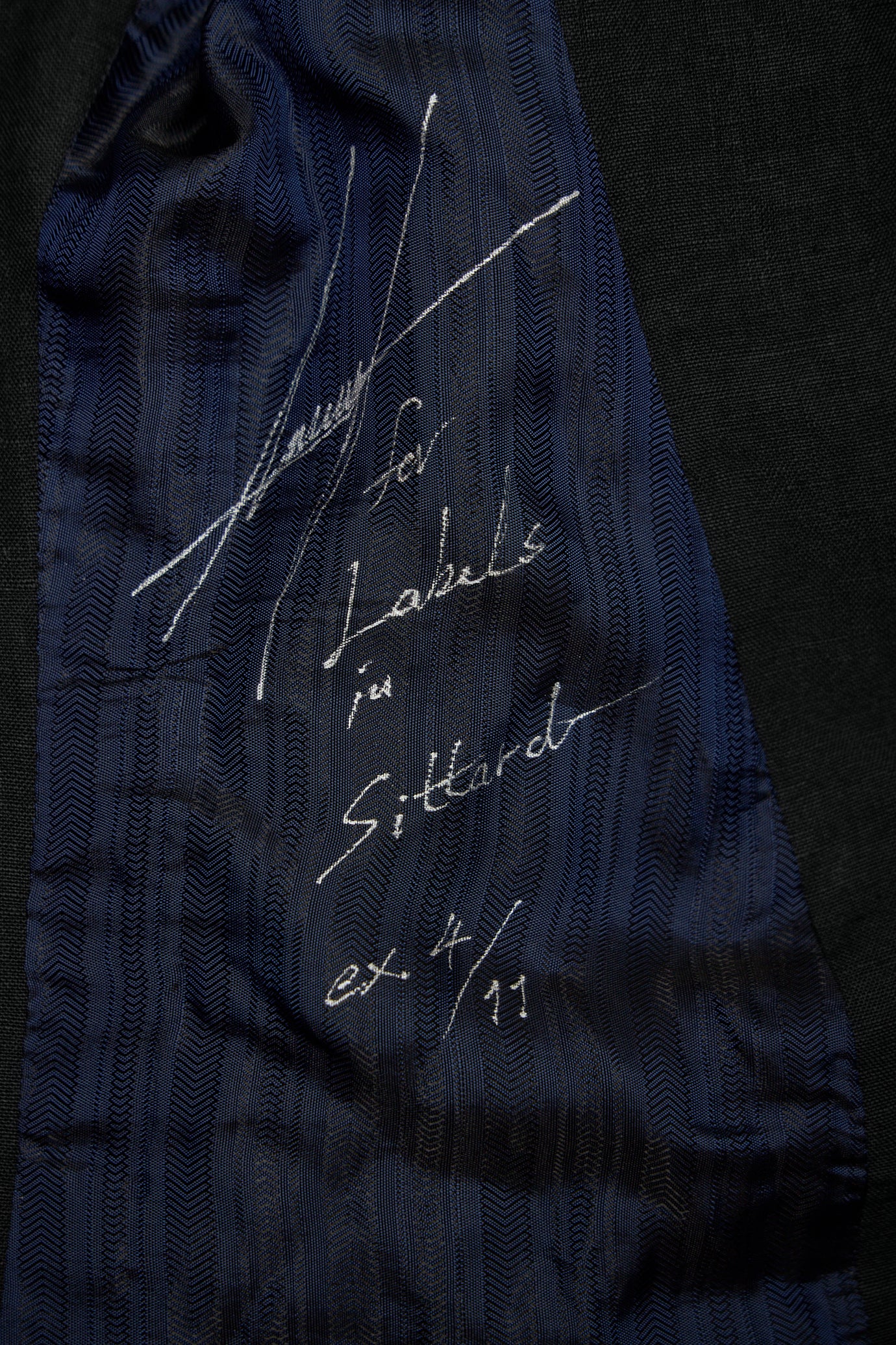 Hand Pad-stitched Classic Notch Lapel 3-button Fully-lined Jacket