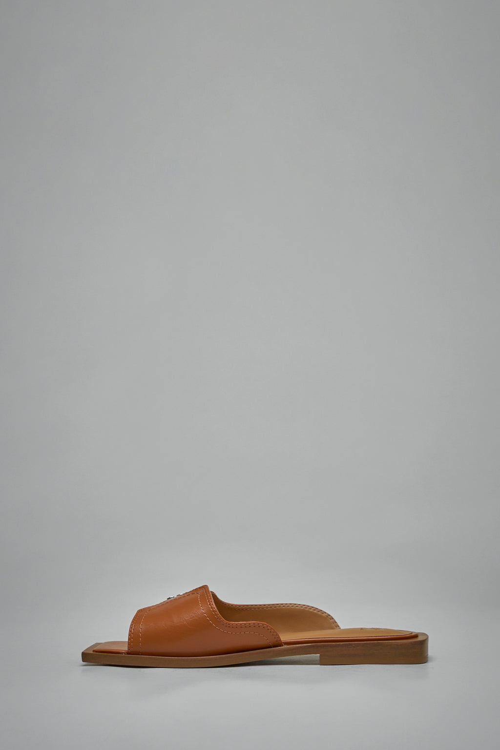 Butterfly Flat Sandal Crinkle Oleatex