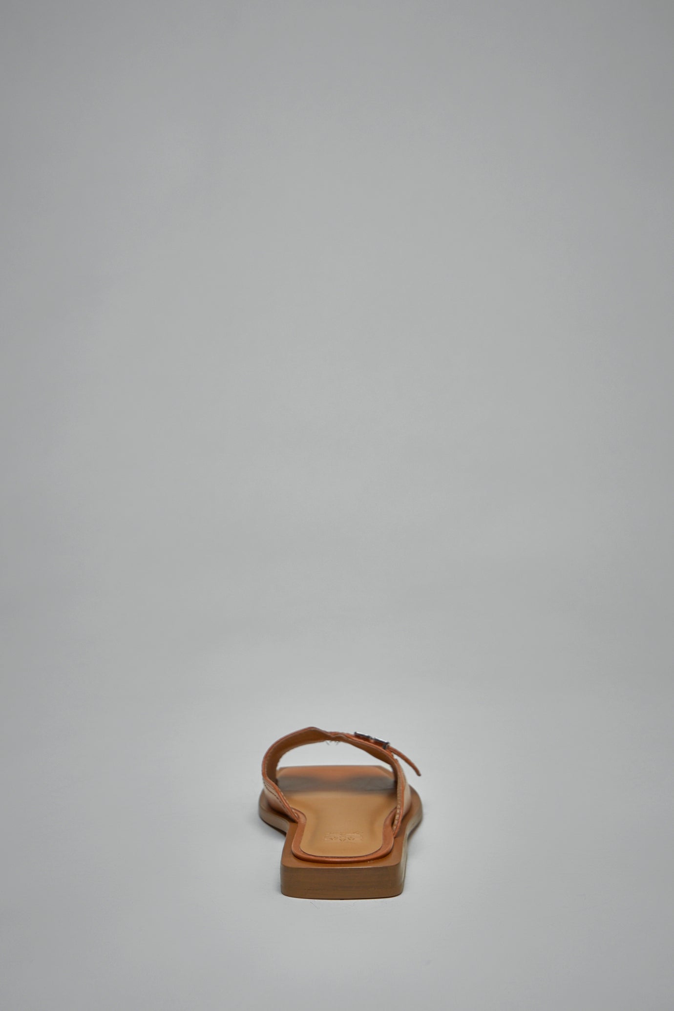 Butterfly Flat Sandal Crinkle Oleatex