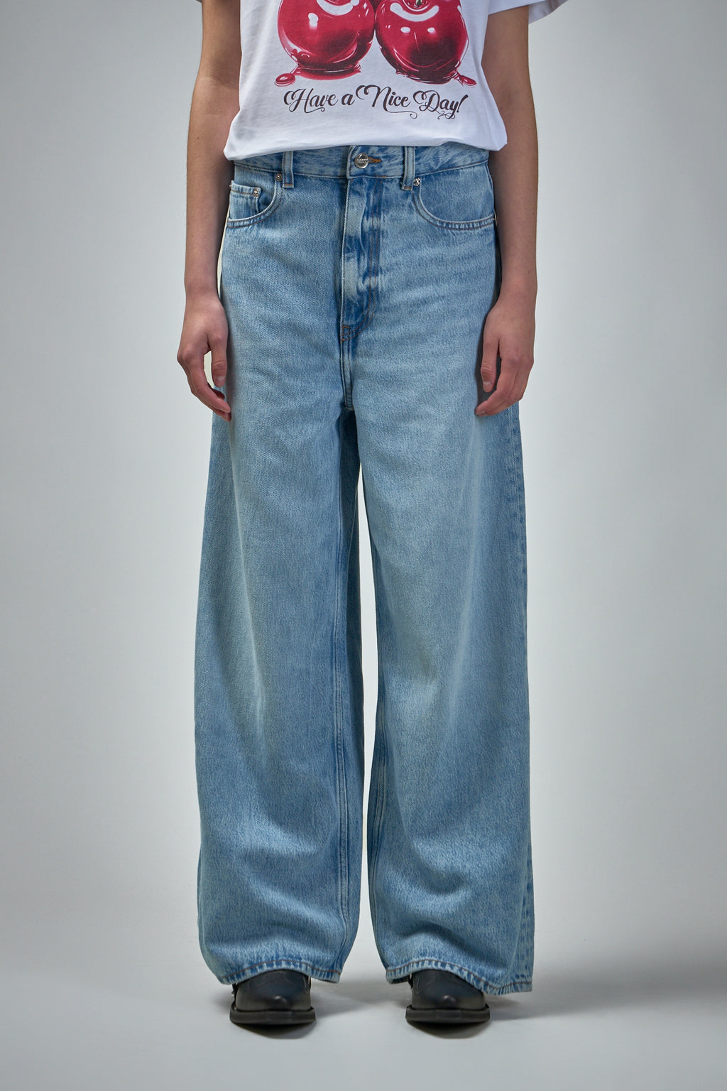 Soft Rigid Denim Baggy Jeans