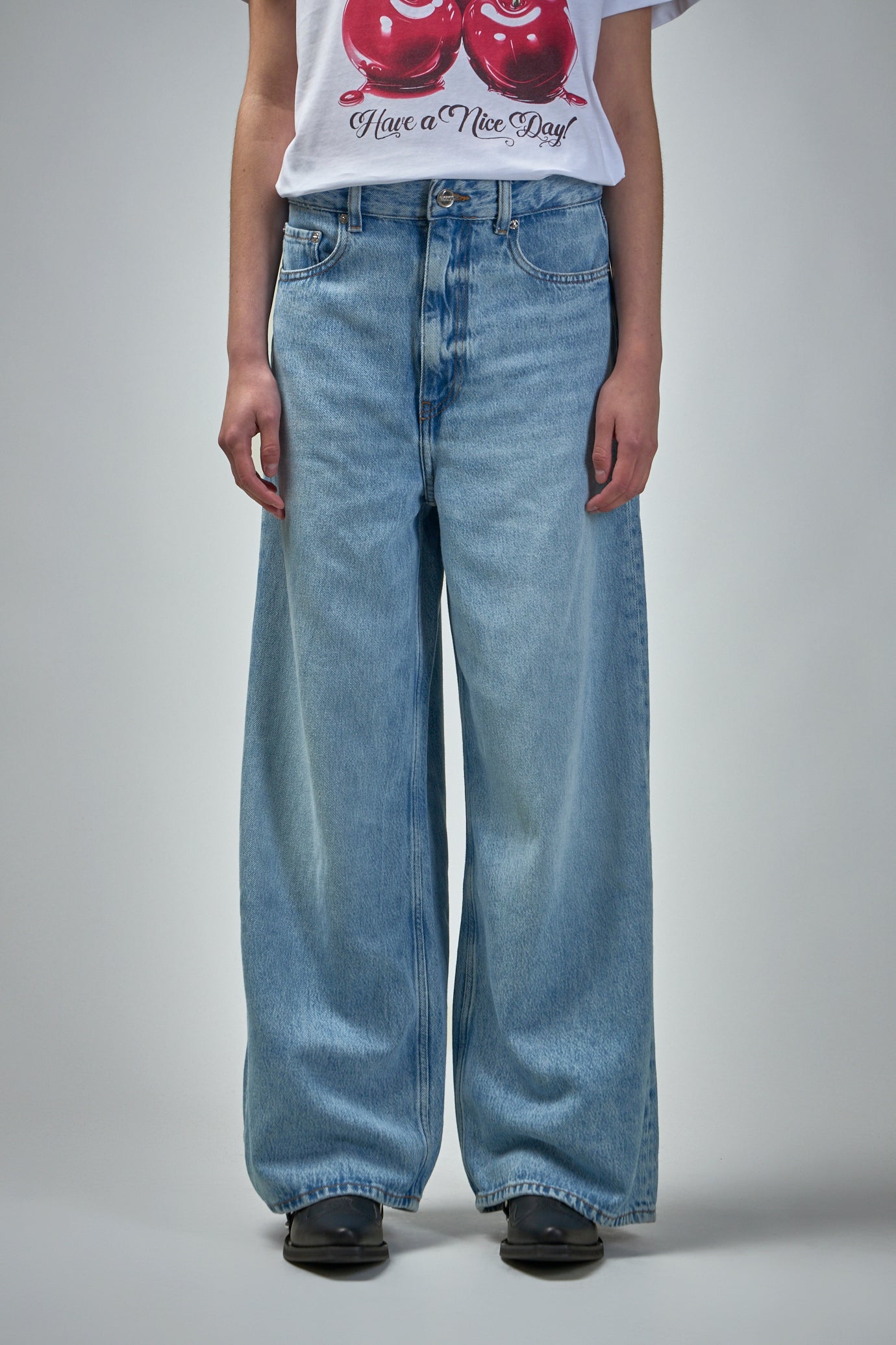 Soft Rigid Denim Baggy Jeans
