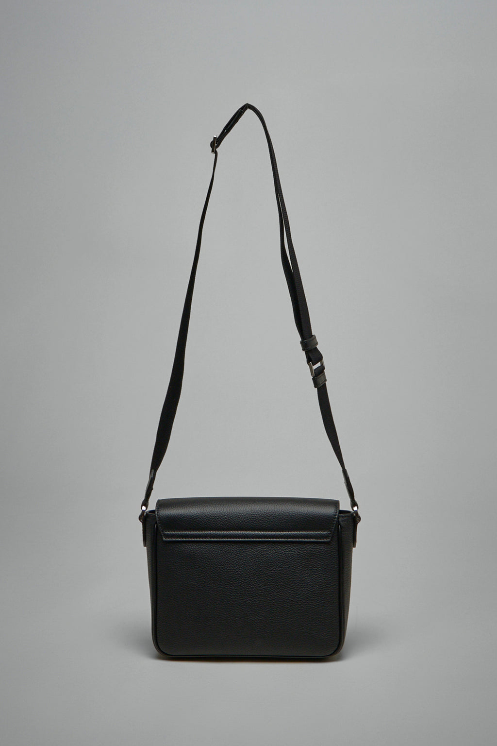 Soft Grain Leather Traveller Messenger