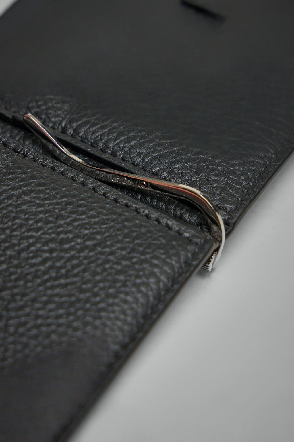 Soft Grain Leather T Line Money Clip Wallet