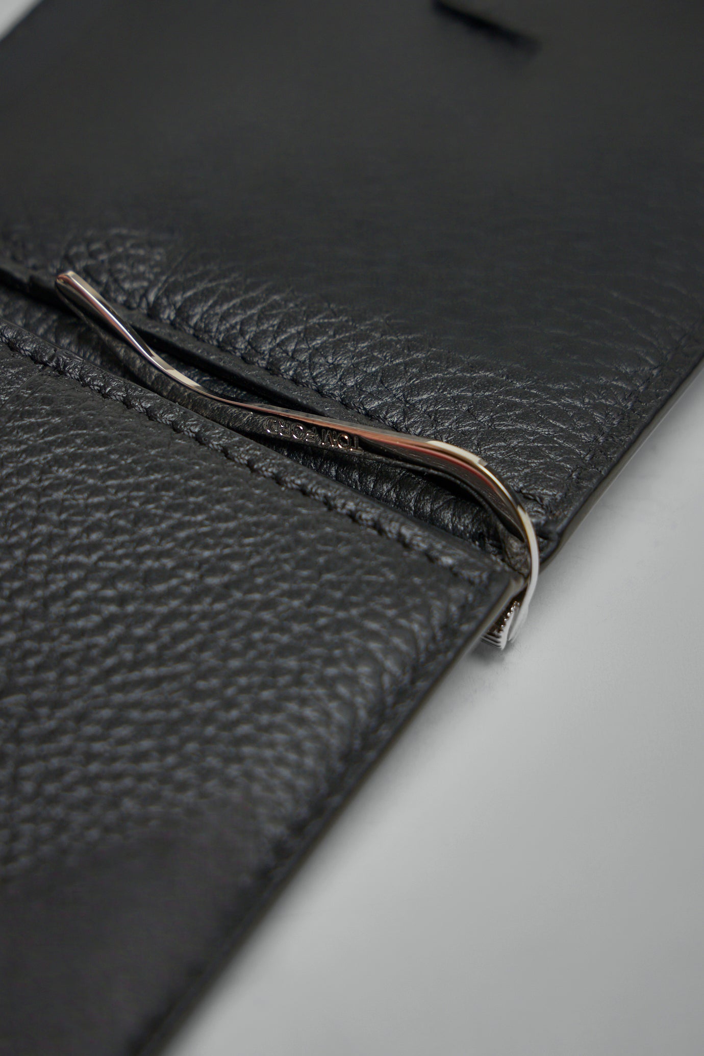 Soft Grain Leather T Line Money Clip Wallet