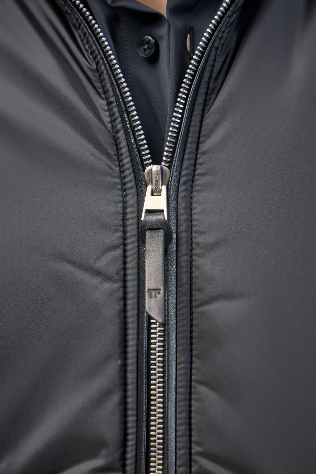 Light Nylon Merino Zip Through