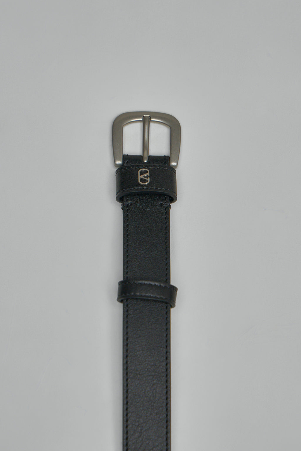 VLogo Signature Buckled Belt