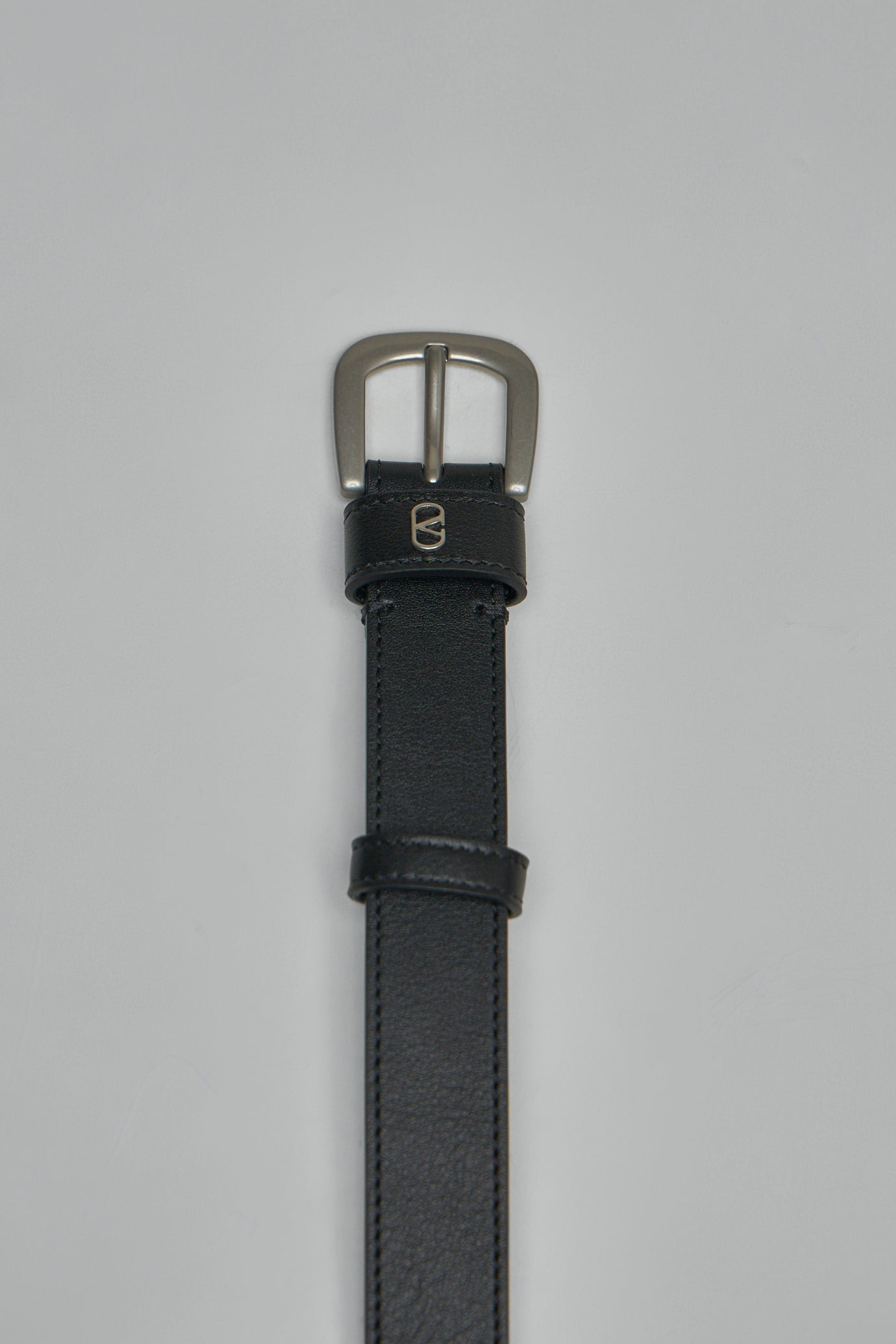 VLogo Signature Buckled Belt