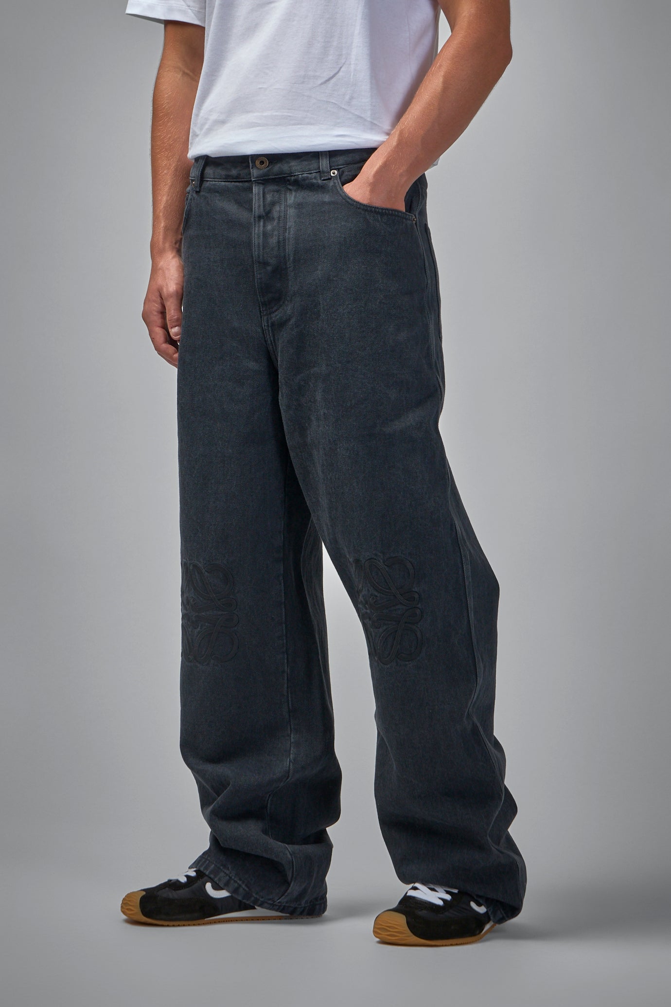 Anagram Baggy Jeans