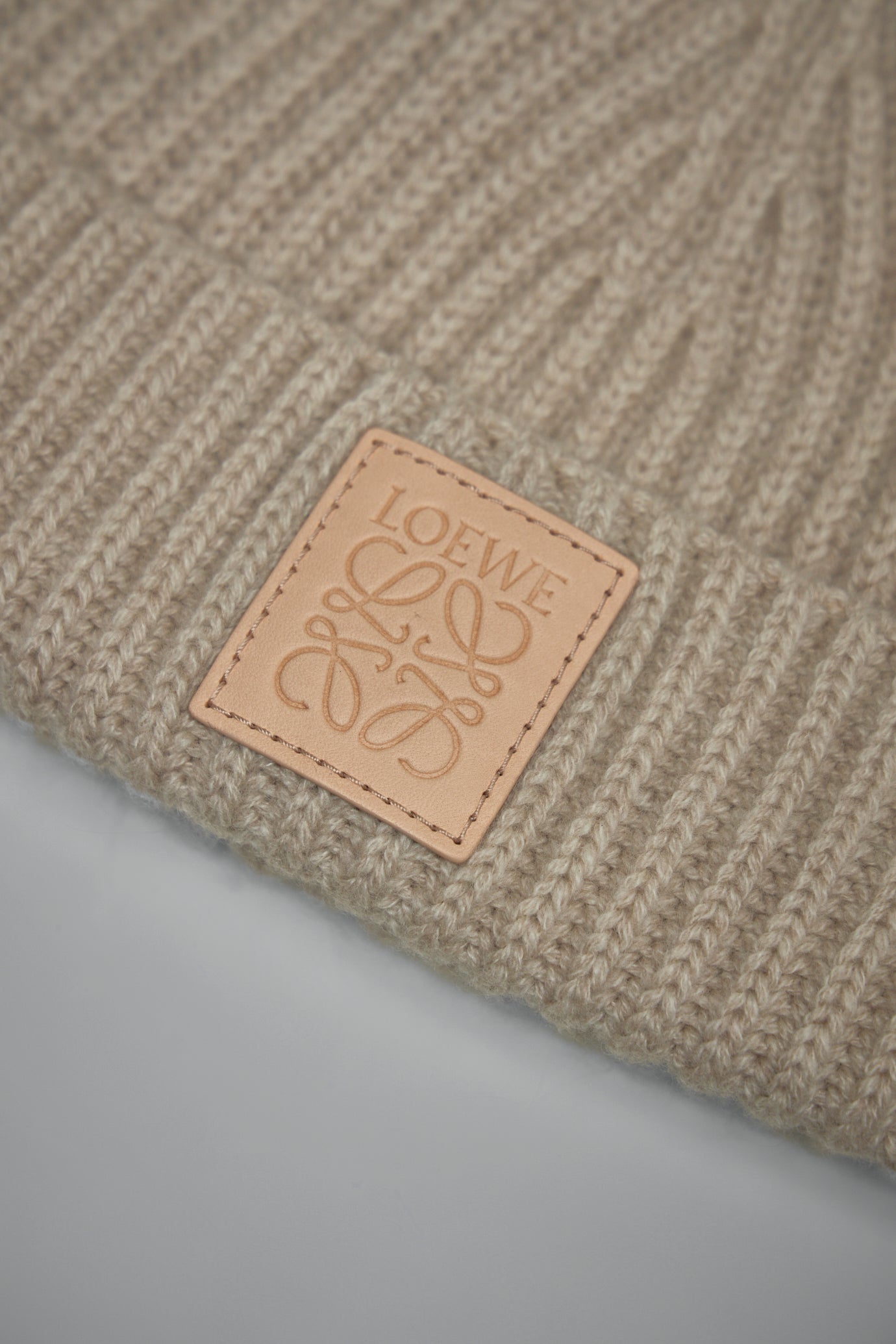Beanie in Cashmere