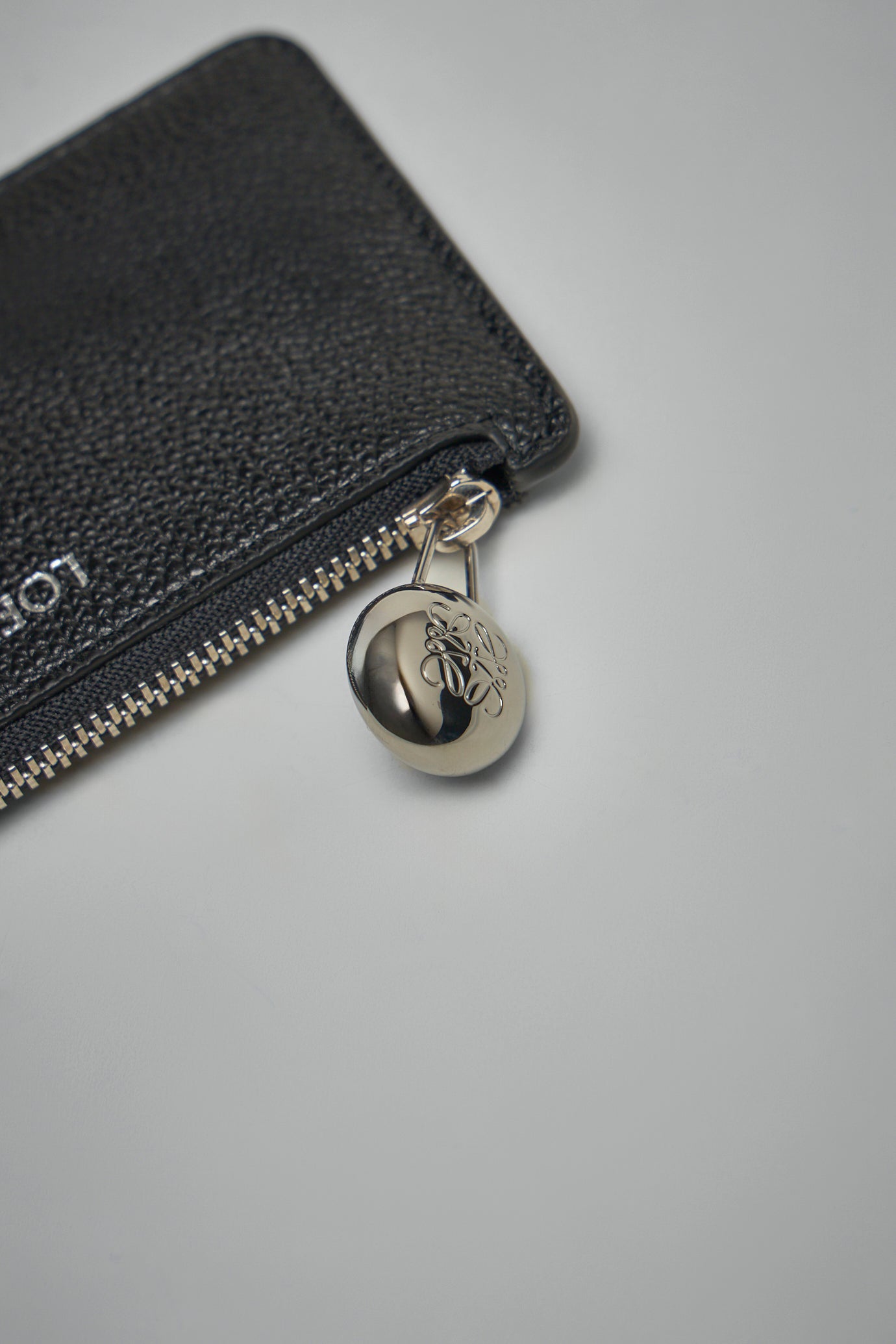 Pebble Coin Cardholder