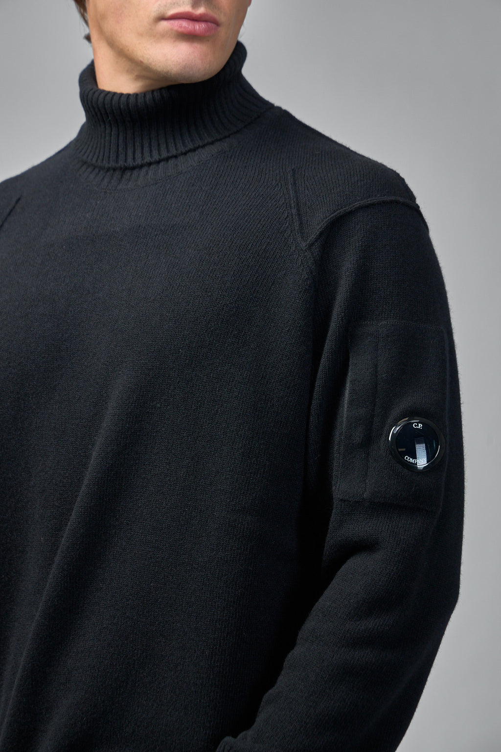 Lambswool GRS Turtleneck Sweater