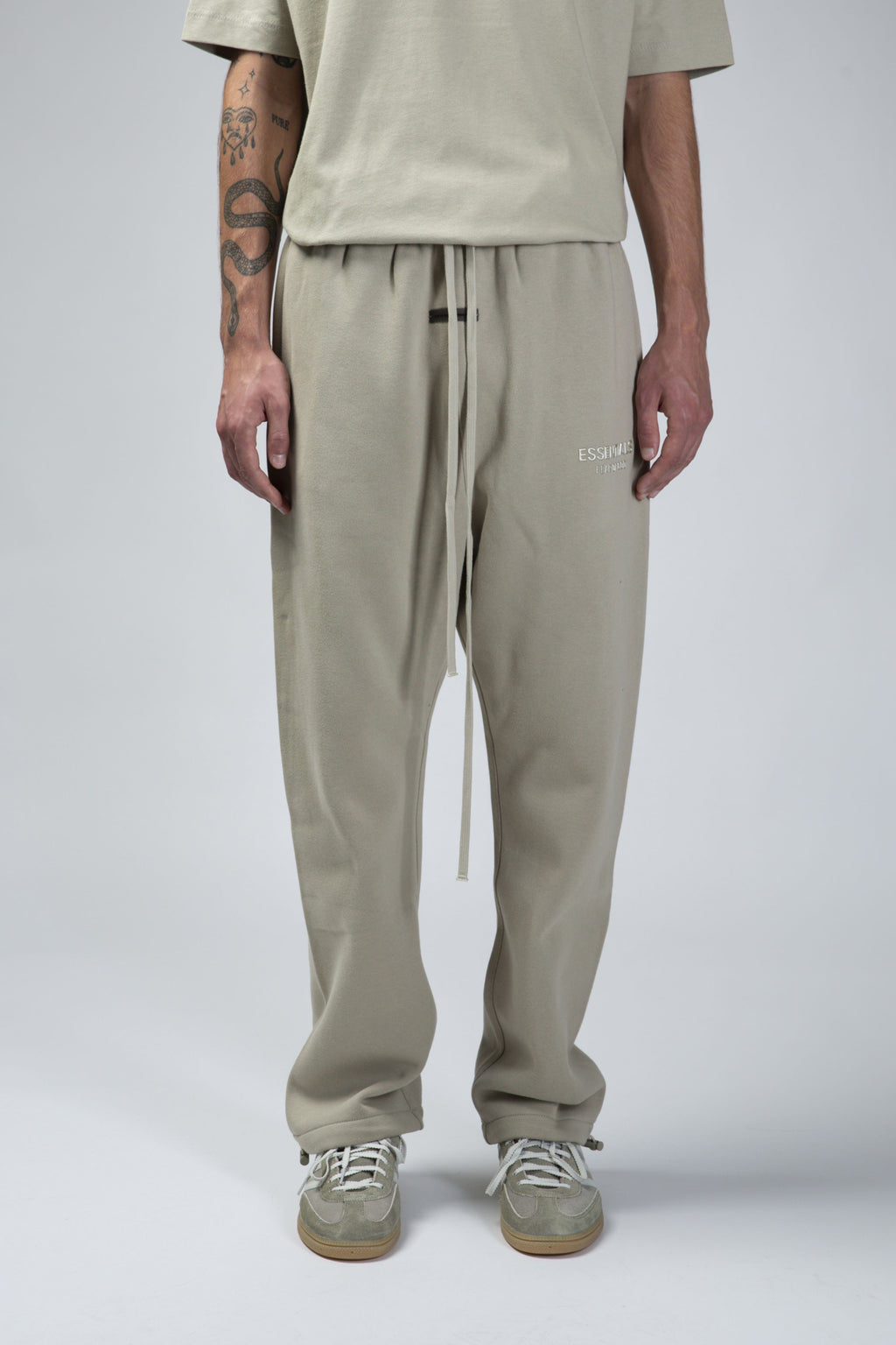 Relaxed Fleece Sweatpant Abbey Stone