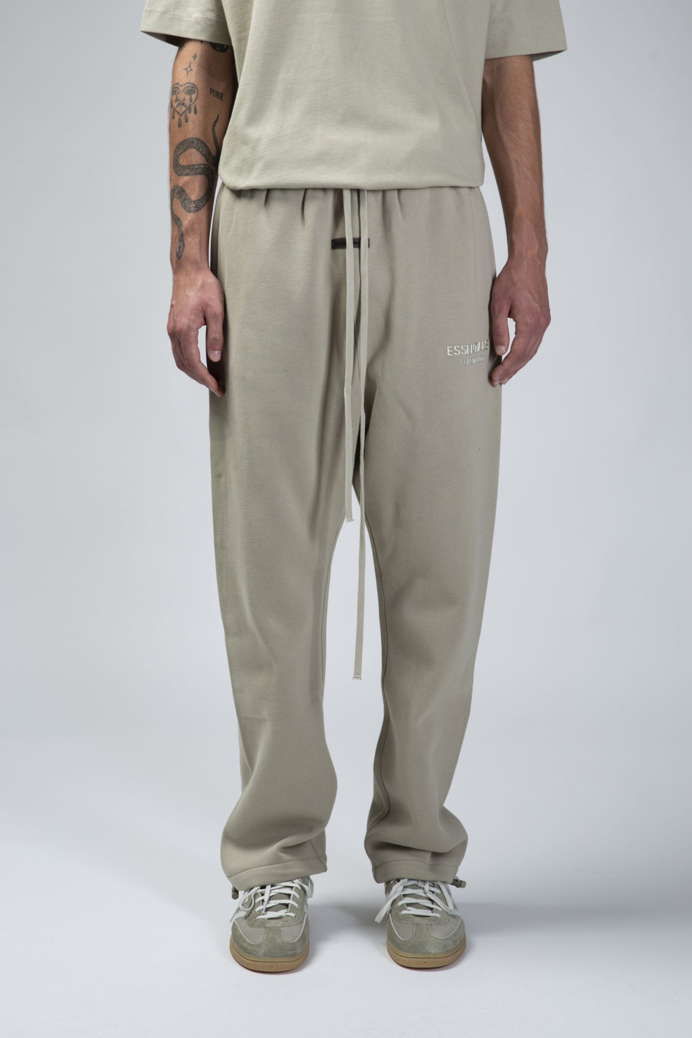 Relaxed Fleece Sweatpant Abbey Stone