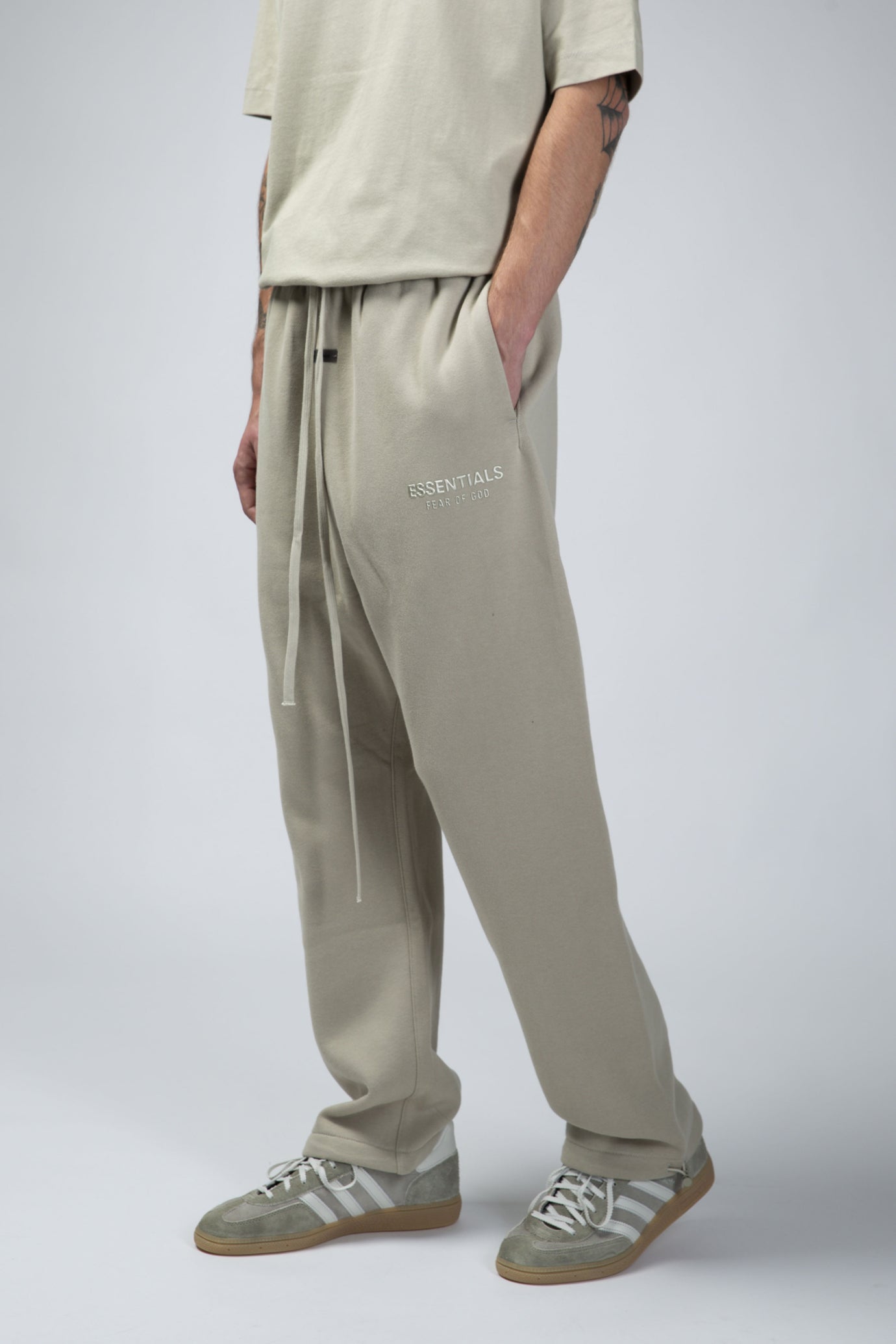 Relaxed Fleece Sweatpant Abbey Stone