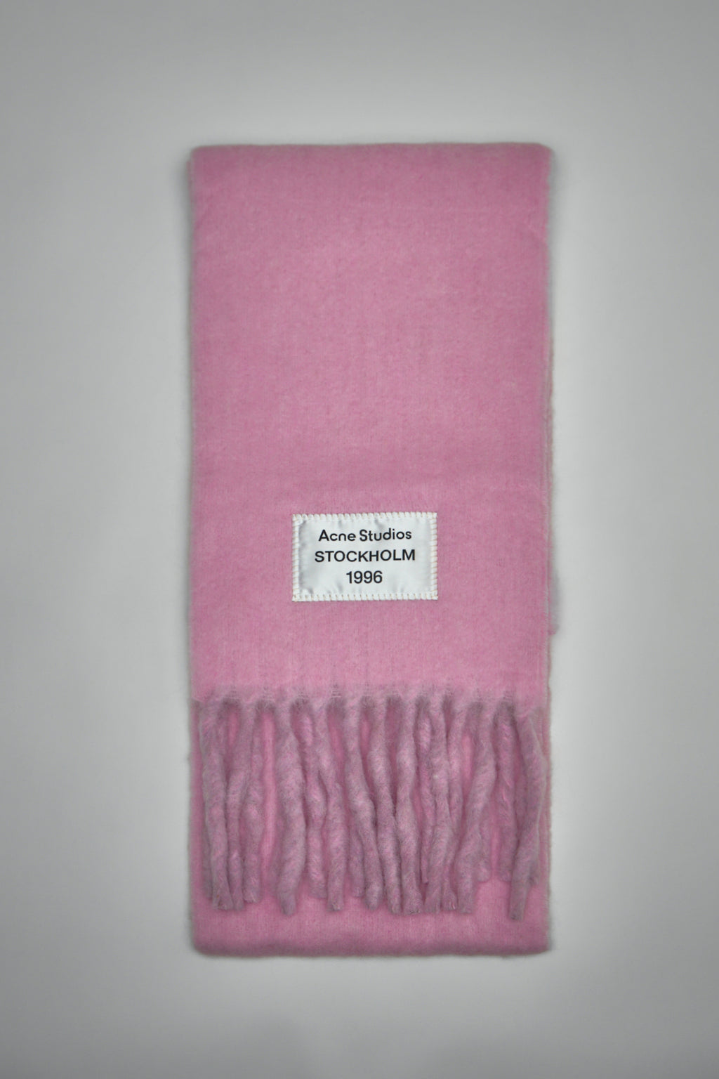 Logo Patch Fringed Scarf