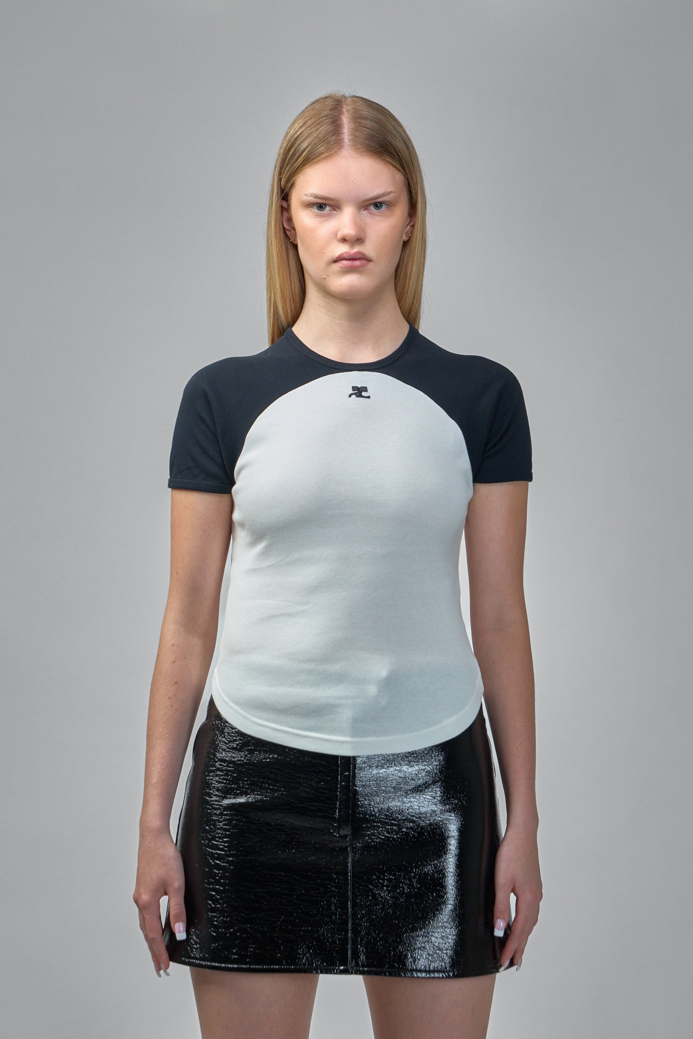 Cotton T-Shirt With Contrasting Circle