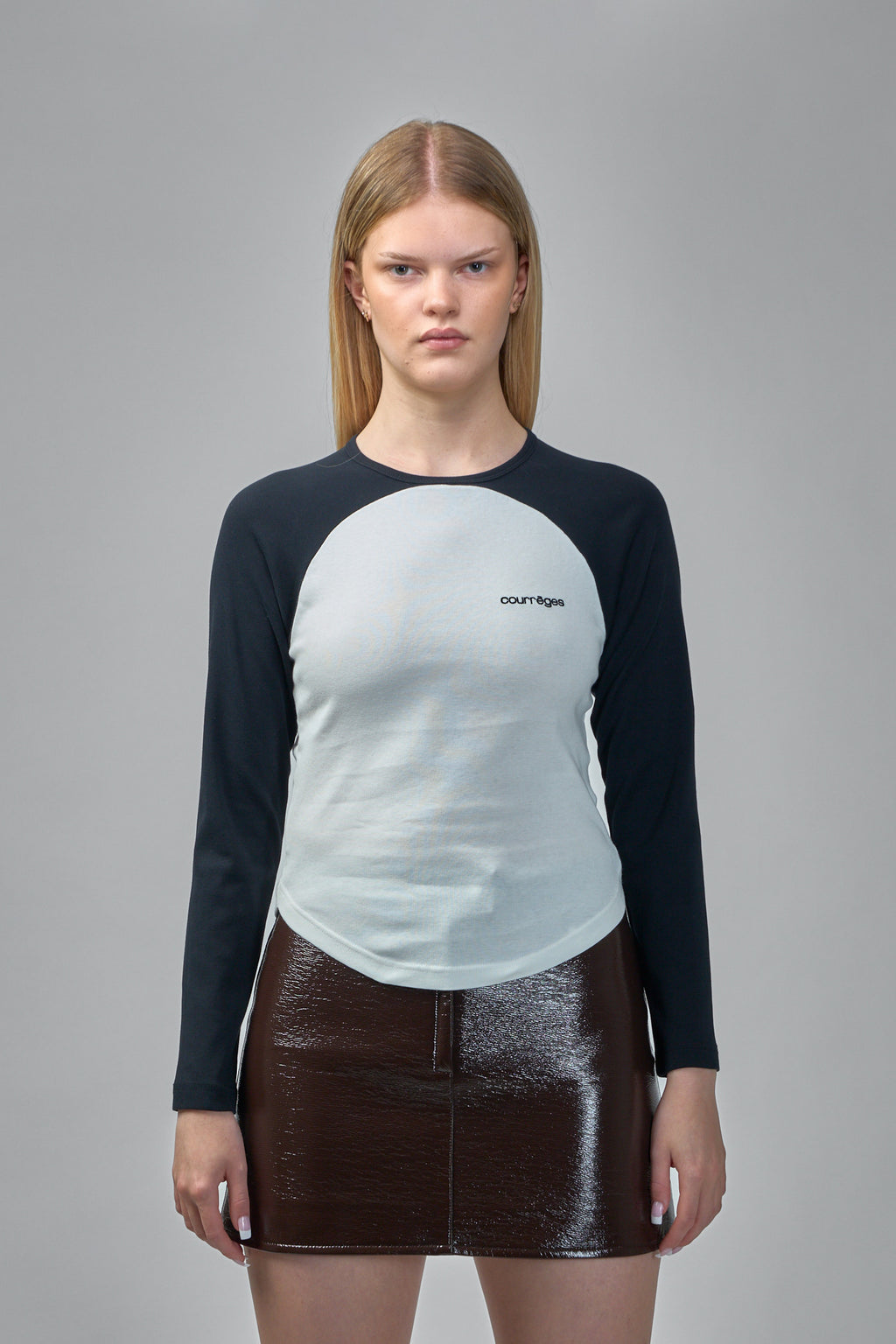 Circle Contrast Long-Sleeved T-Shirt