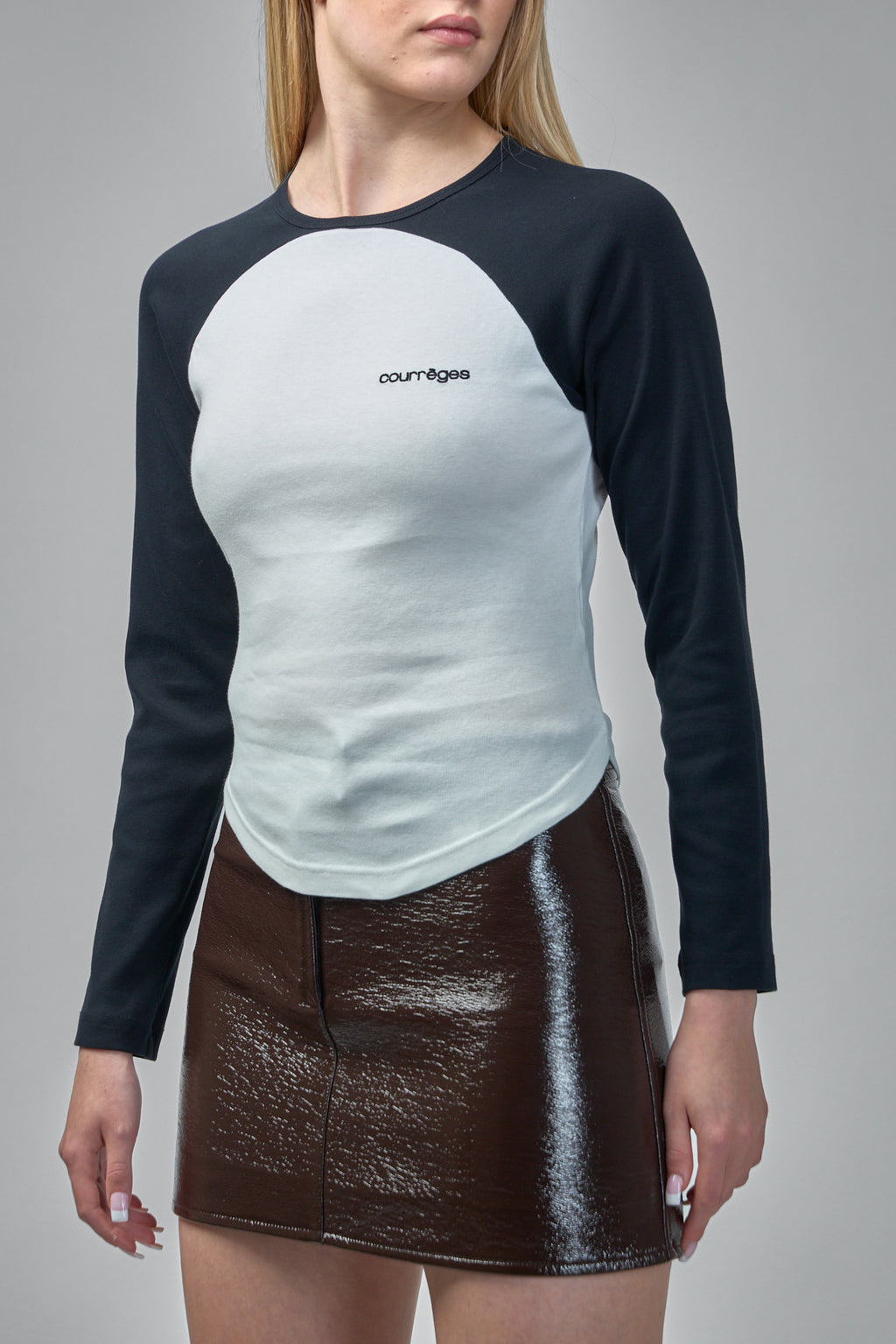 Circle Contrast Long-Sleeved T-Shirt