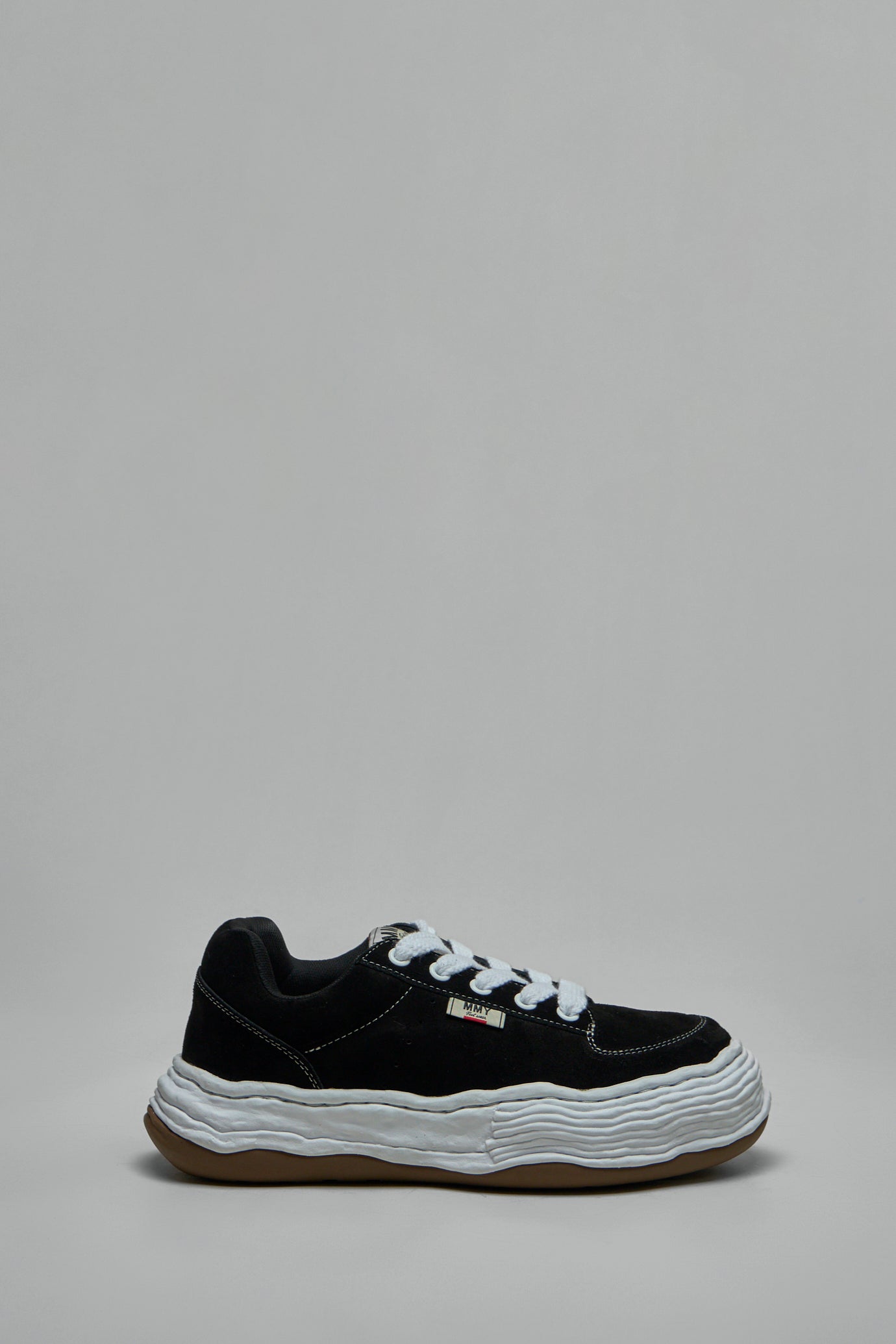 Oliver Og Sole Suede Low-Top Sneaker