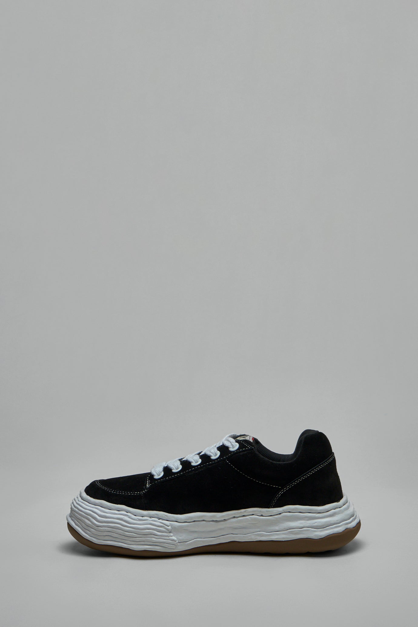Oliver Og Sole Suede Low-Top Sneaker