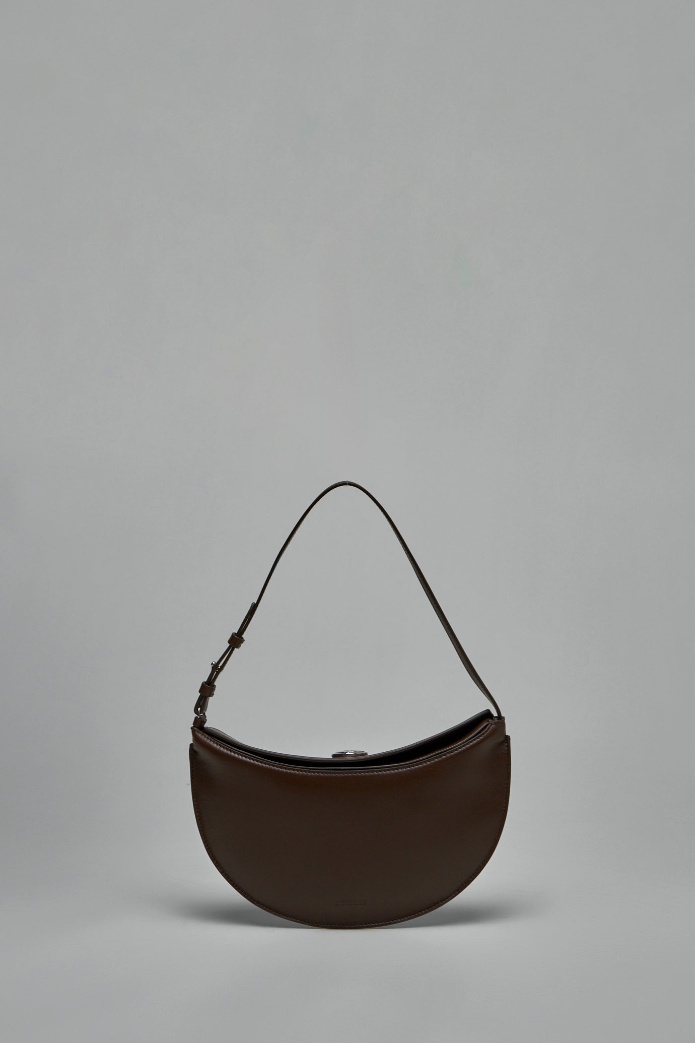 Le Petit Calisso Rond Leather Shoulder Bag